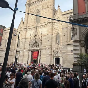 Bed & Breakfast Duomo Miradois 152, Naples